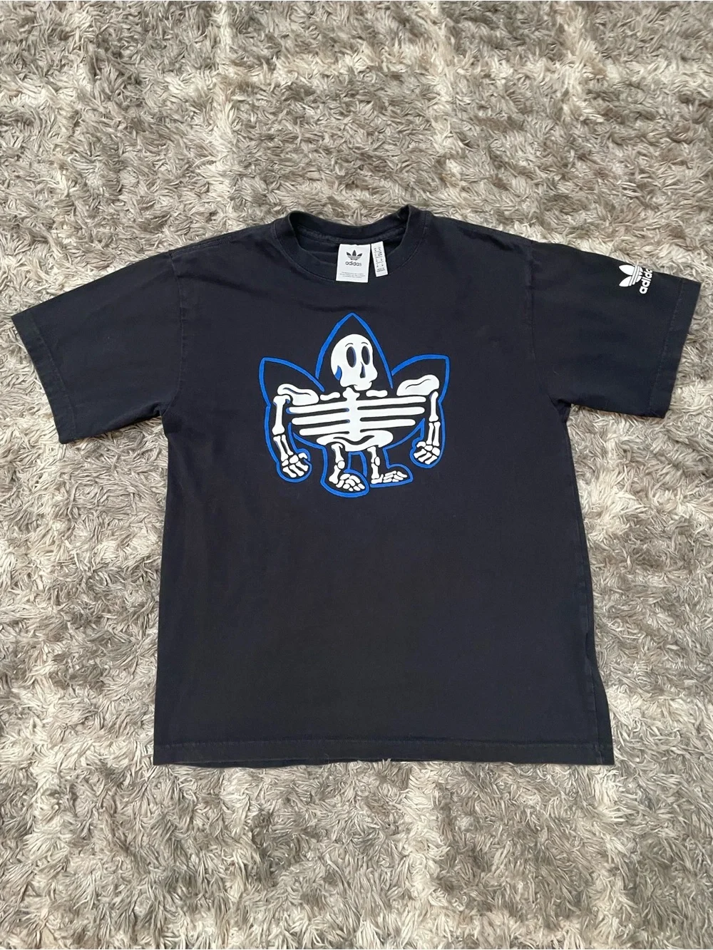 Adidas Skeletreffy Graphic T-Shirt Size M Black
